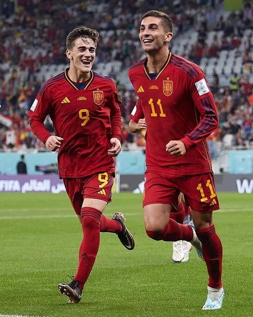 Gavi Ferran Torres Spain Celebration